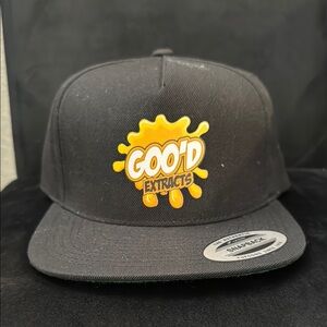 NWOT GOO’D Extracts Black Snapback Cap